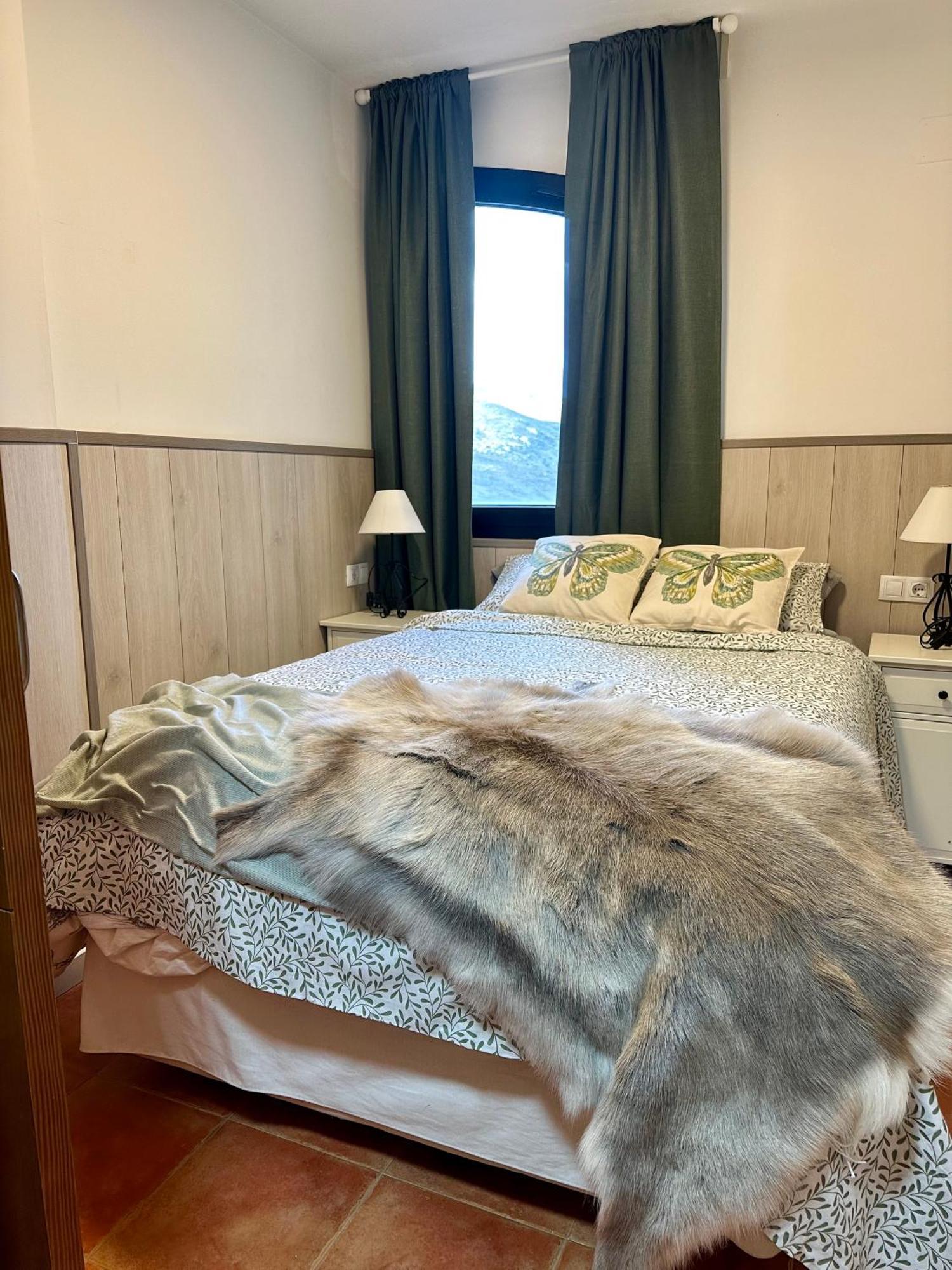 Monte Oiz Con Wifi Y Parking Gratis Apartment เซียร์ราเนบาดา ภายนอก รูปภาพ